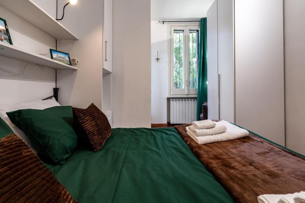 Appartement A Due Fermate Dal ColosseoWi-Fi & Netflix Gratis à Rome Extérieur photo