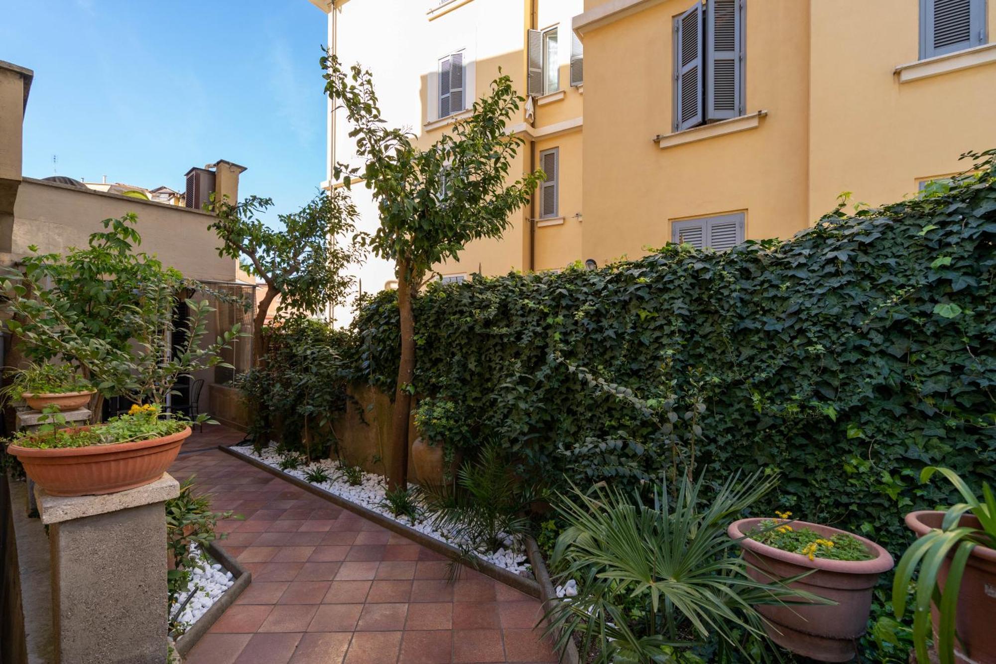 Appartement A Due Fermate Dal ColosseoWi-Fi & Netflix Gratis à Rome Extérieur photo